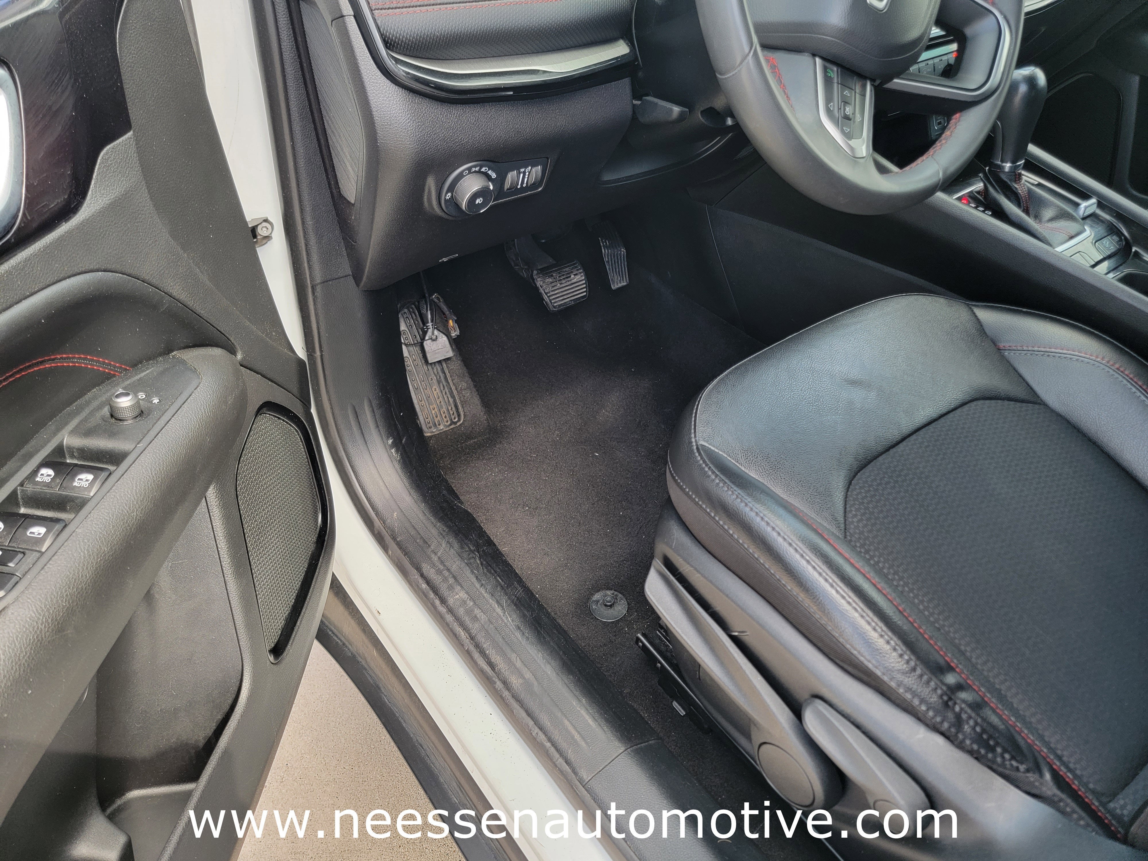 2023 Jeep Compass Trailhawk