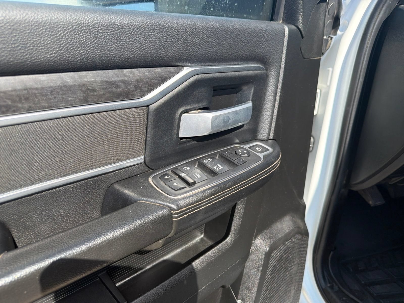 2024 RAM 3500 Chassis Cab SLT