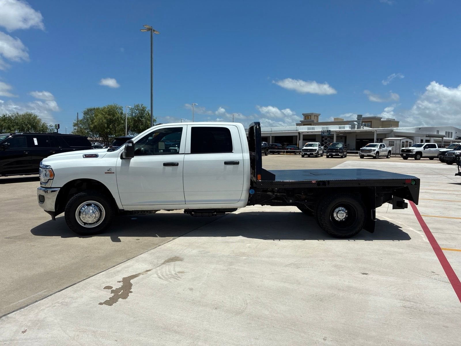 2024 RAM 3500 Chassis Cab Tradesman