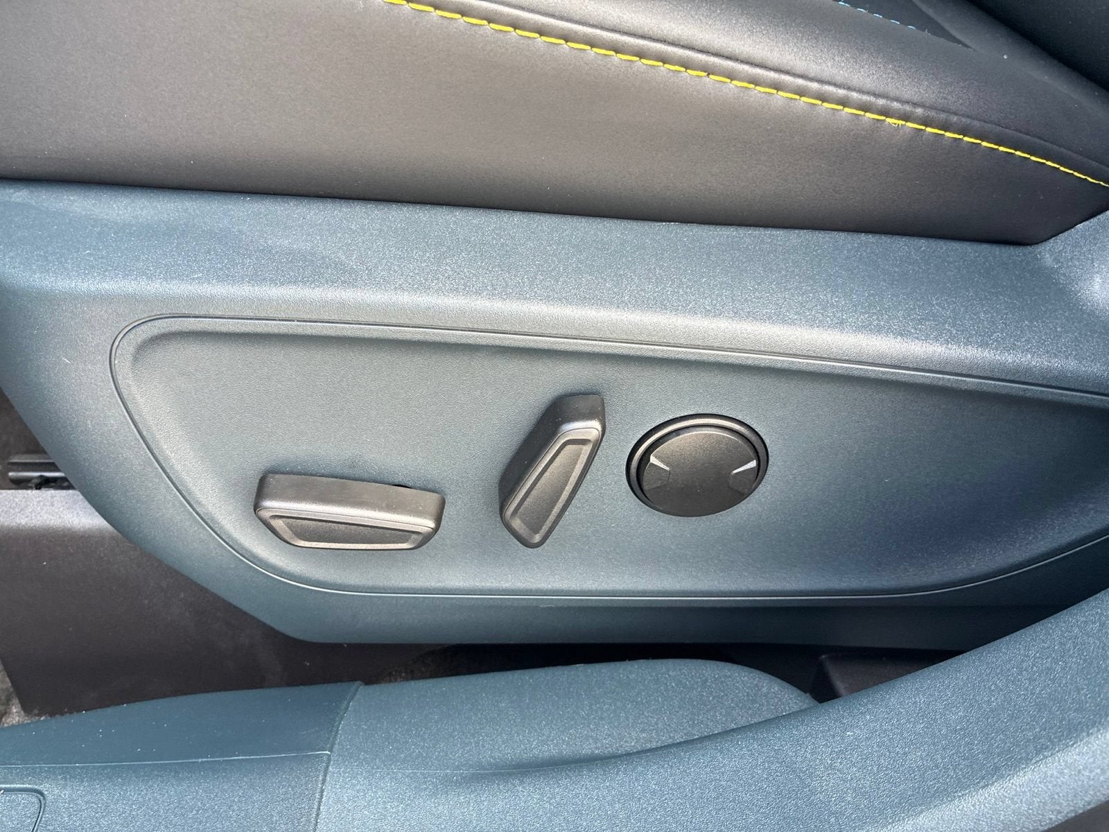 2025 Ford Maverick Lobo Standard