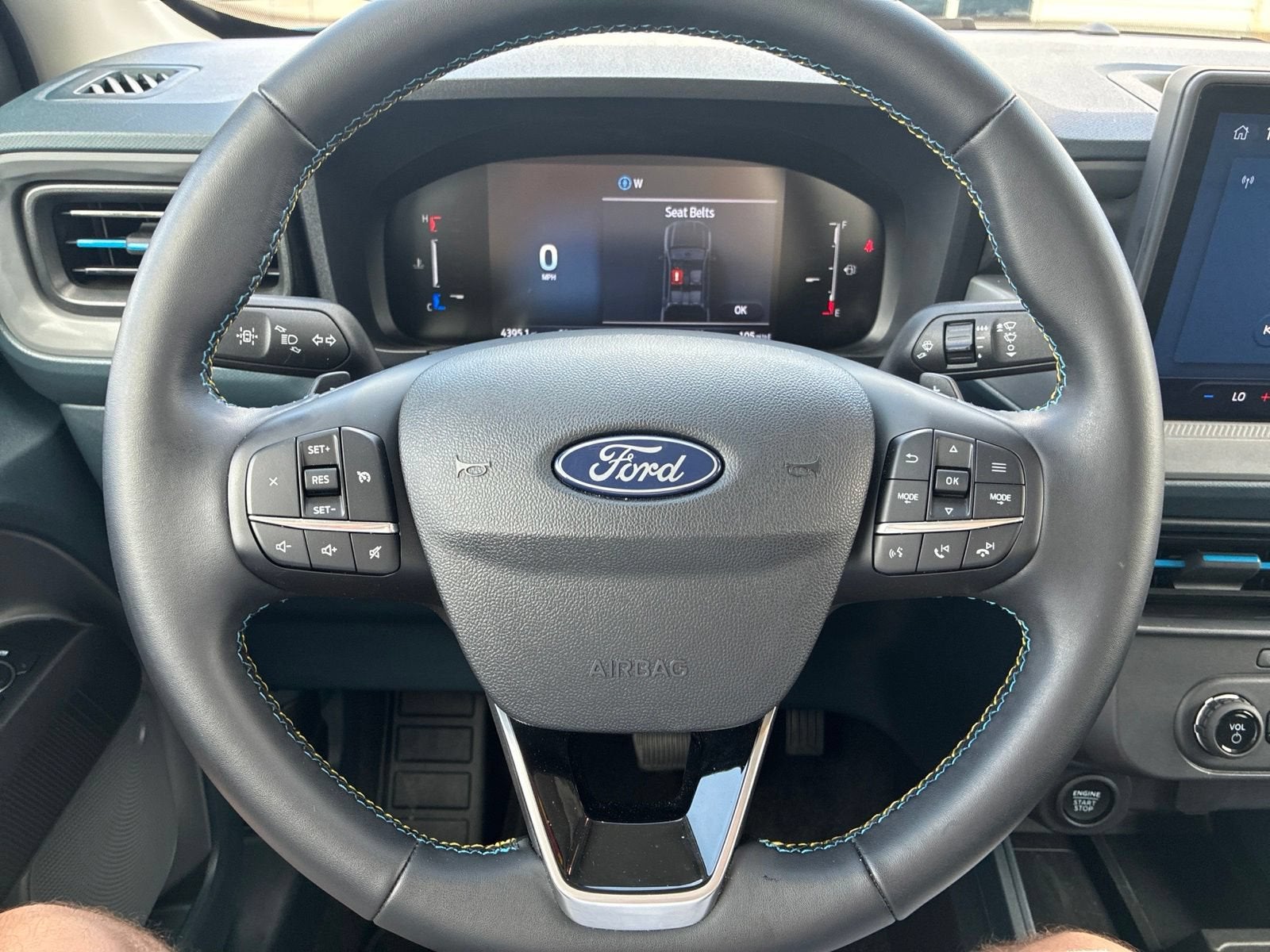 2025 Ford Maverick Lobo Standard