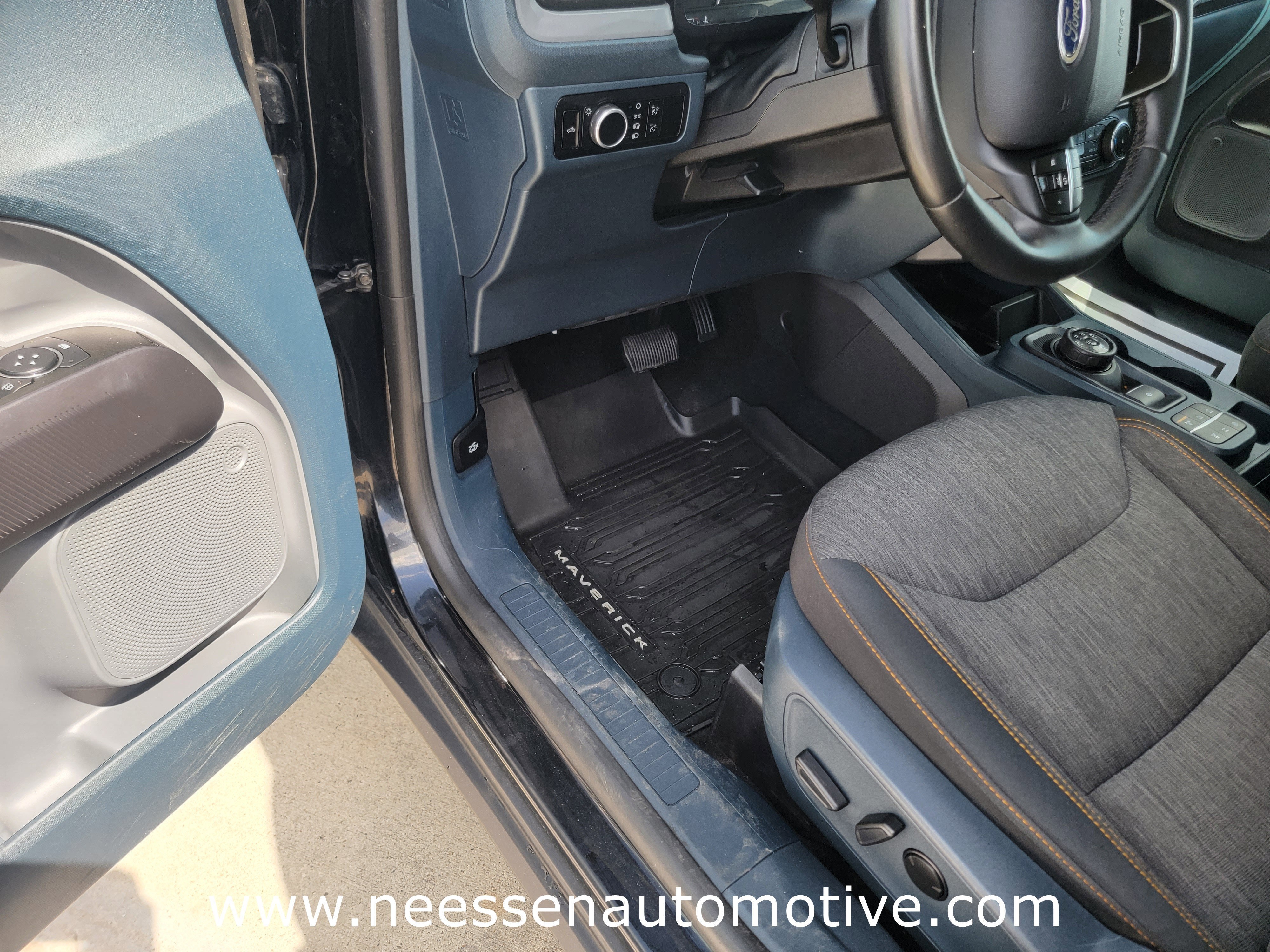 2023 Ford Maverick XLT Advanced