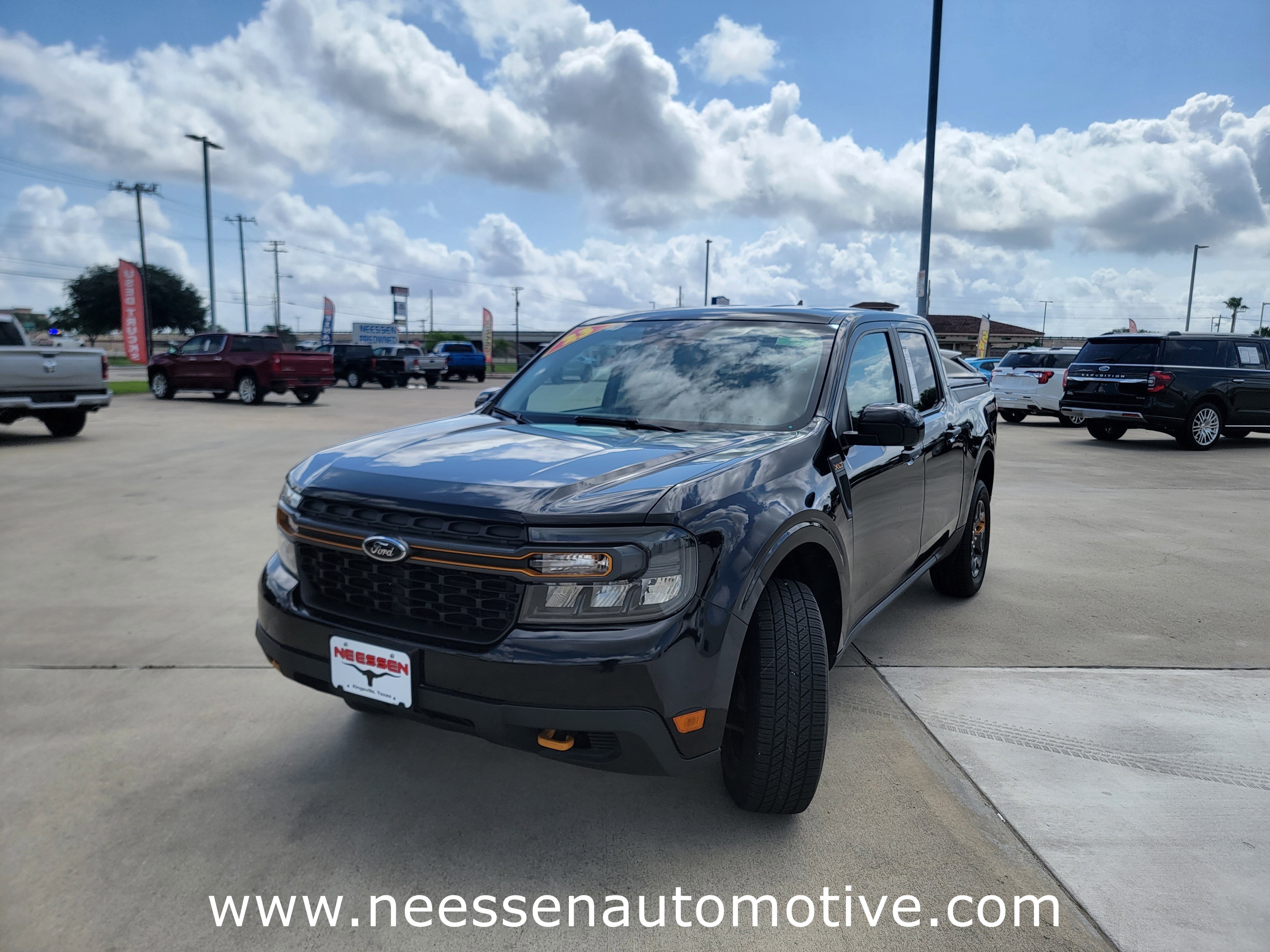 2023 Ford Maverick XLT Advanced