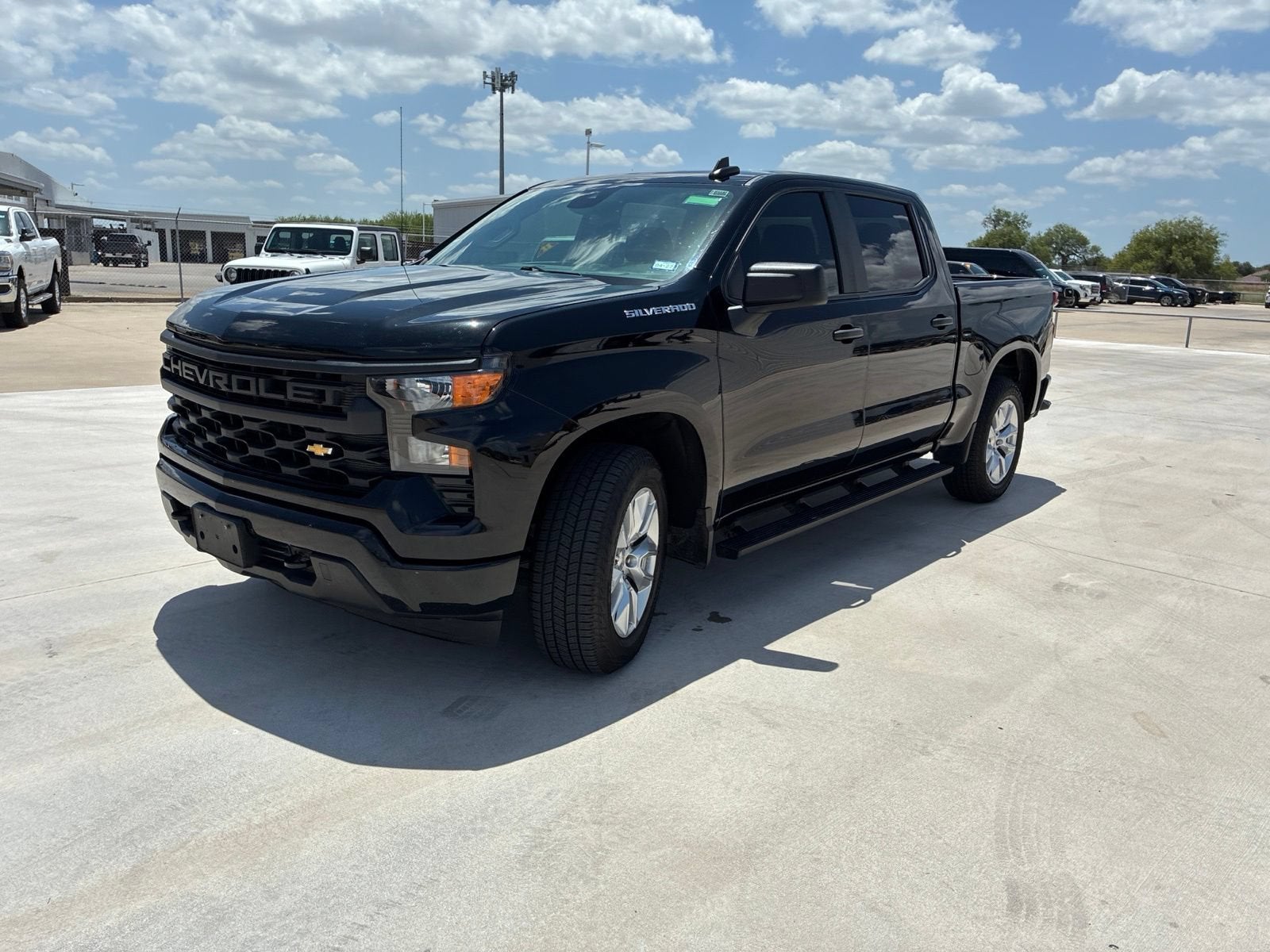 2024 Chevrolet Silverado 1500 Custom
