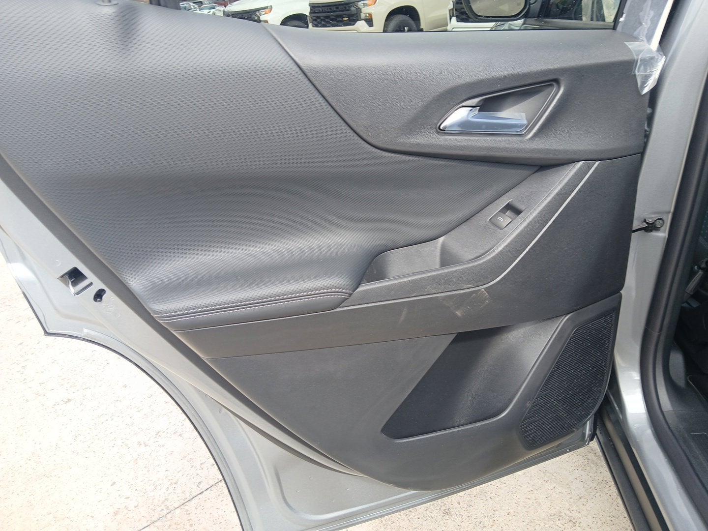 2027 Chevrolet Equinox LT - Photo 14