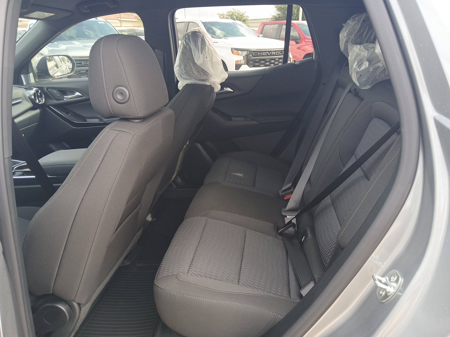 2027 Chevrolet Equinox LT - Photo 15