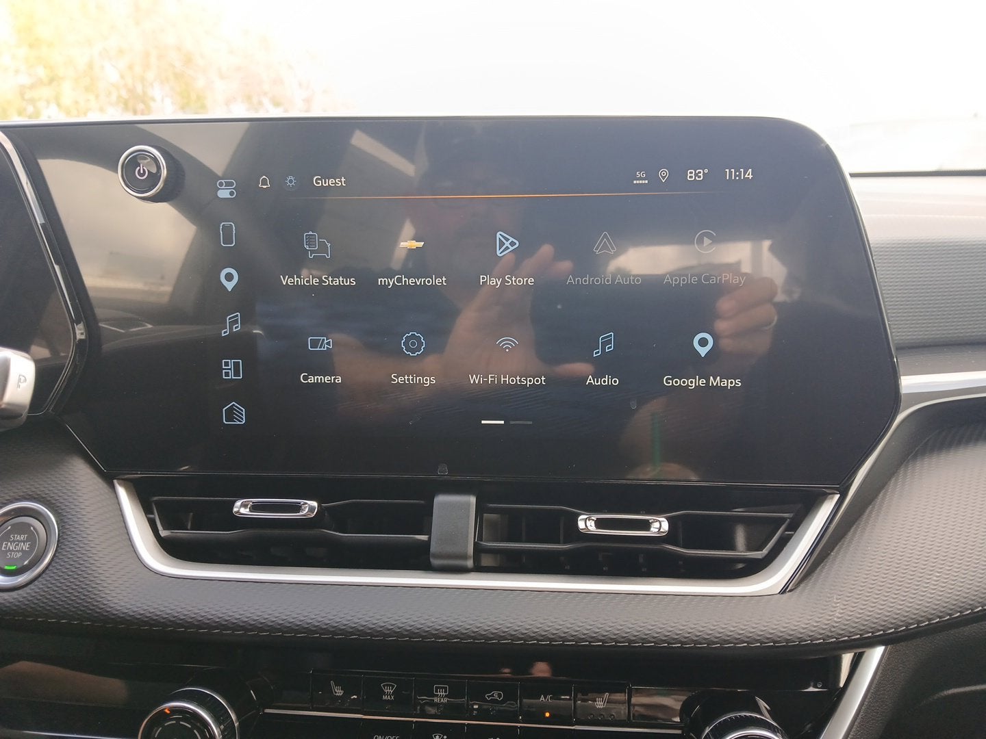 2027 Chevrolet Equinox LT - Photo 21
