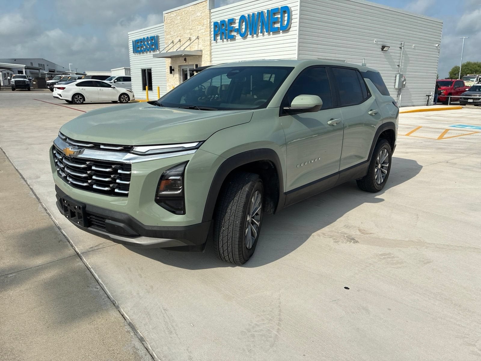 2026 Chevrolet Equinox LT