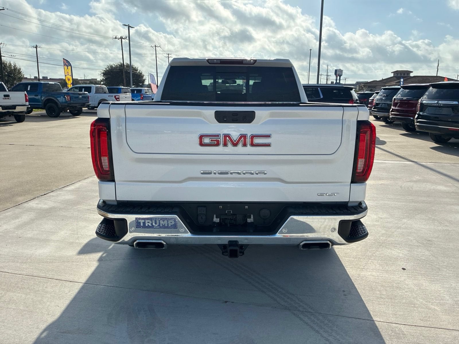 2023 GMC Sierra 1500 SLT