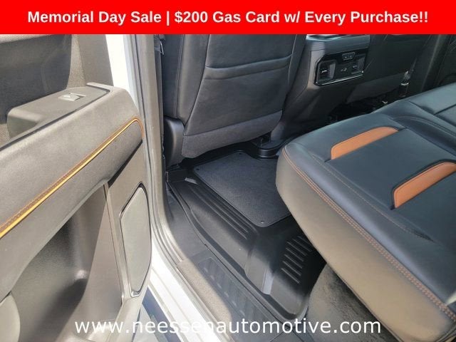 2025 GMC Sierra 1500 AT4