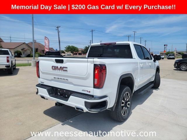 2025 GMC Sierra 1500 AT4