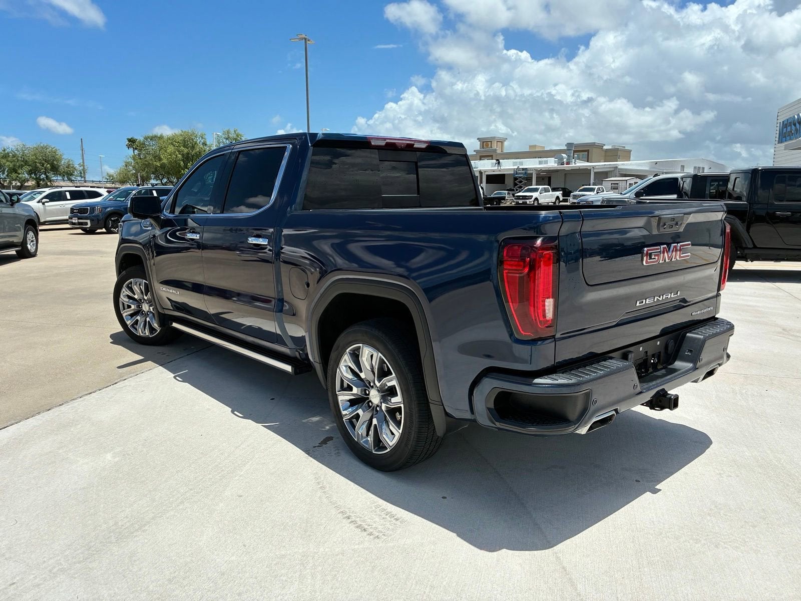 2023 GMC Sierra 1500 Denali