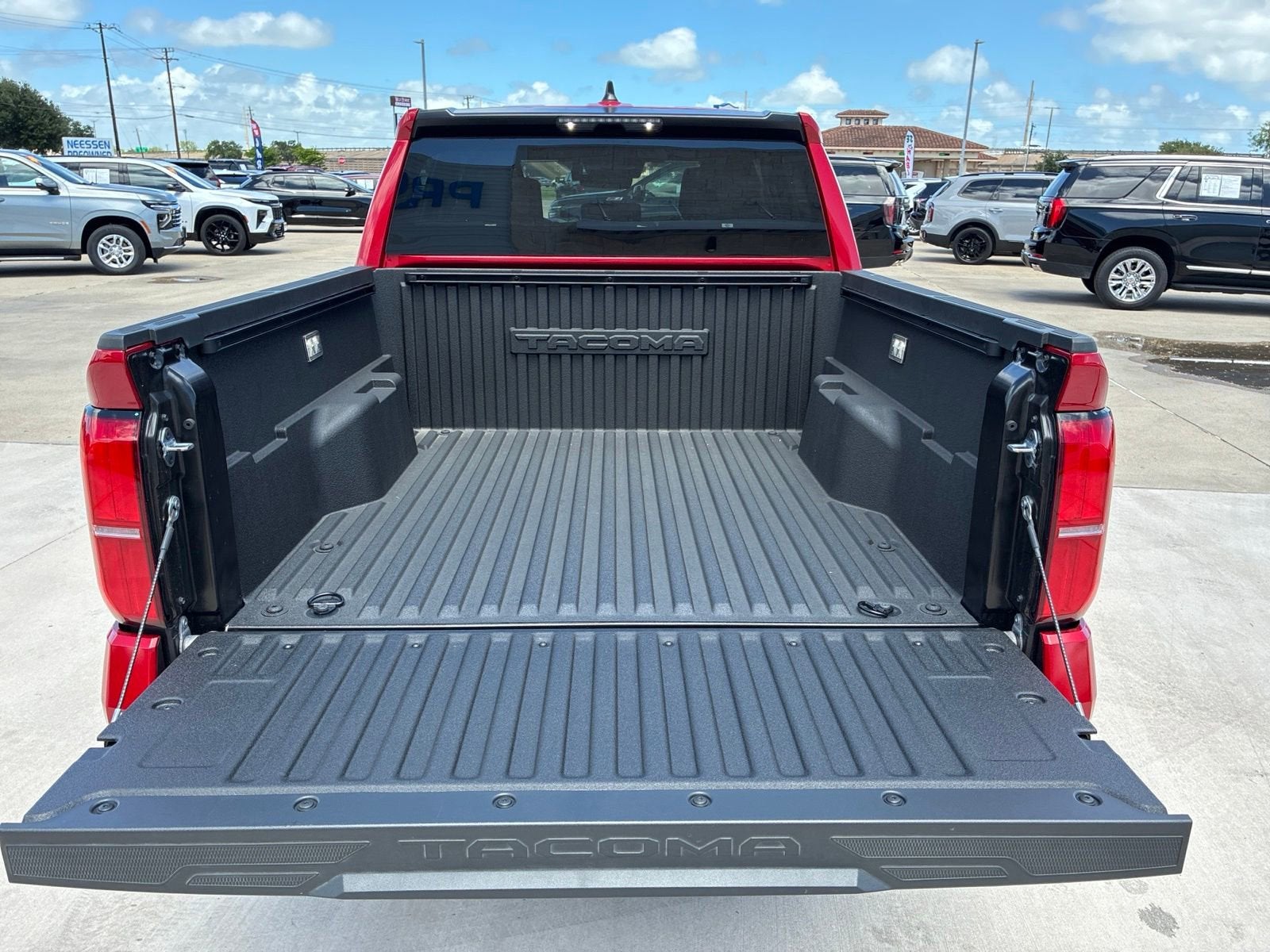 2026 Toyota Tacoma 4WD SR5