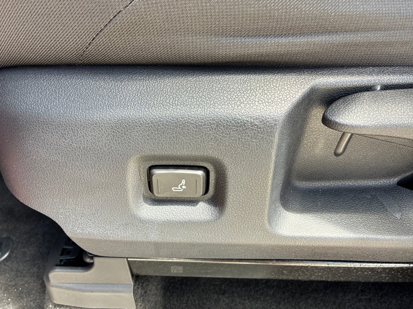 2026 Toyota Tacoma 4WD SR5