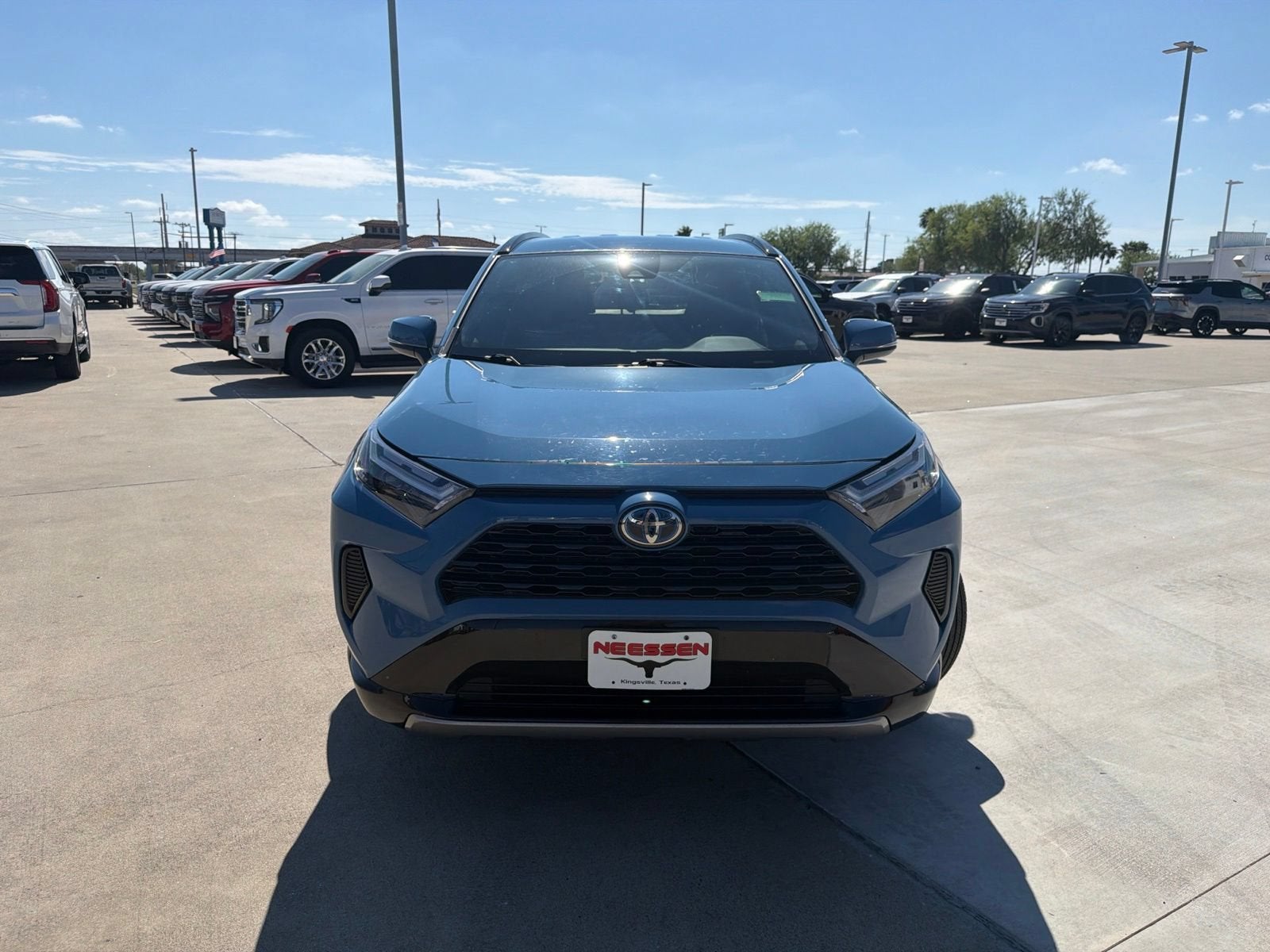 2023 Toyota RAV4 Hybrid SE