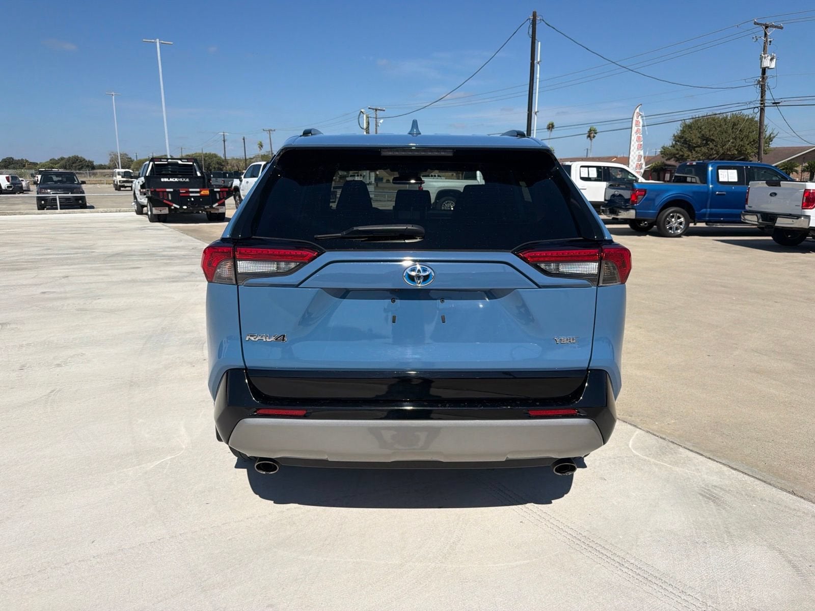 2023 Toyota RAV4 Hybrid SE