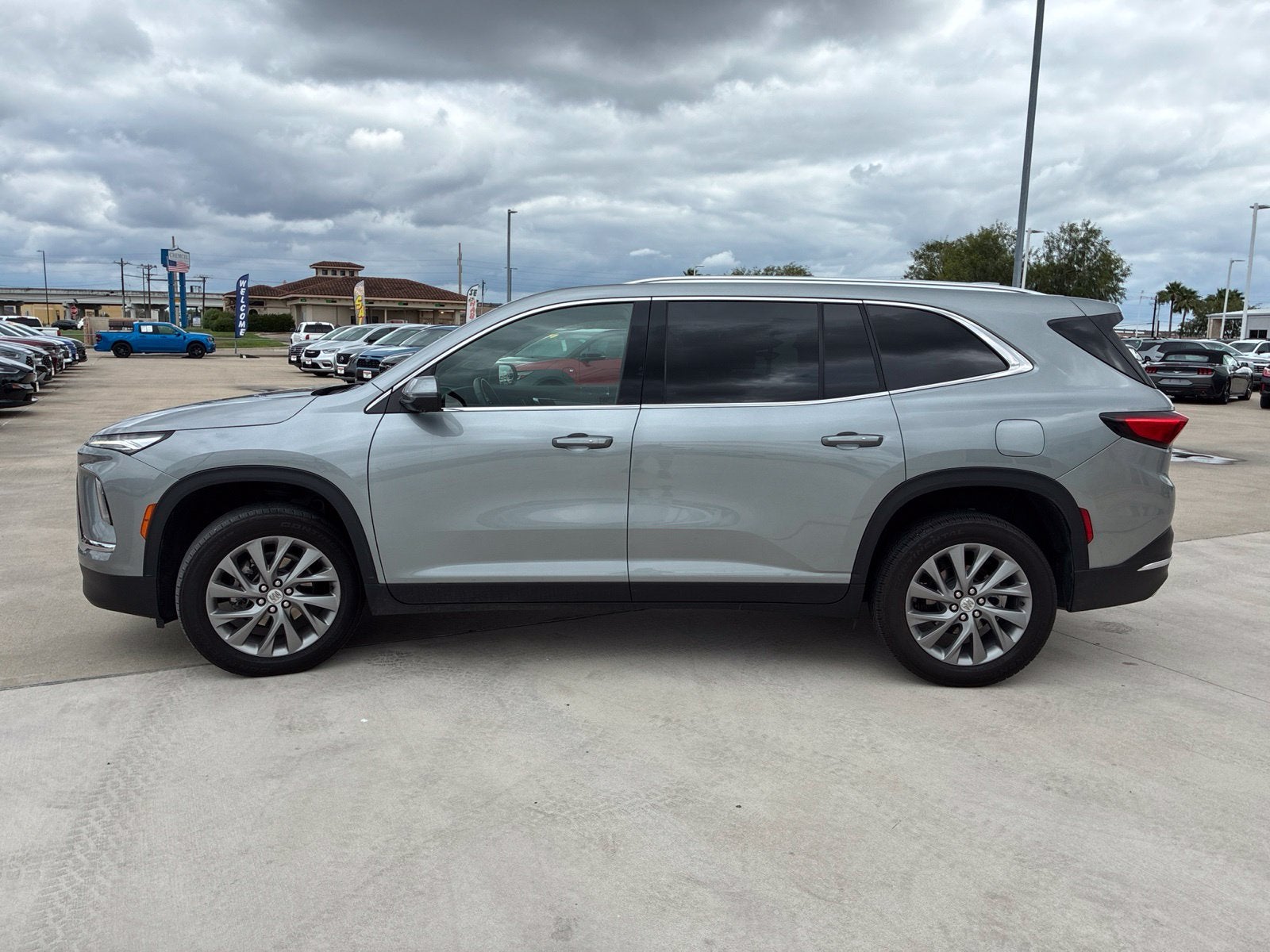 2025 Buick Enclave Preferred