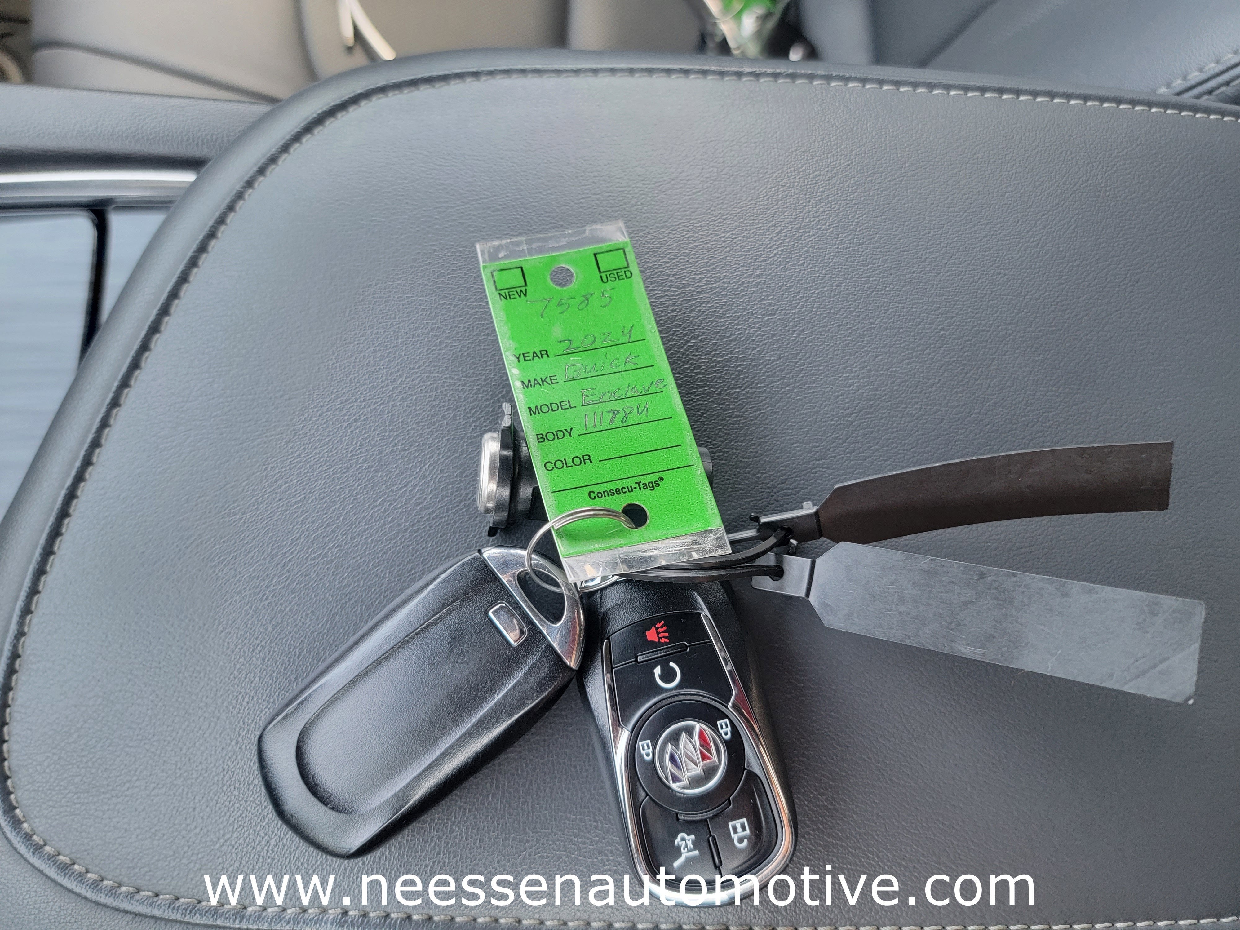 2024 Buick Enclave Essence