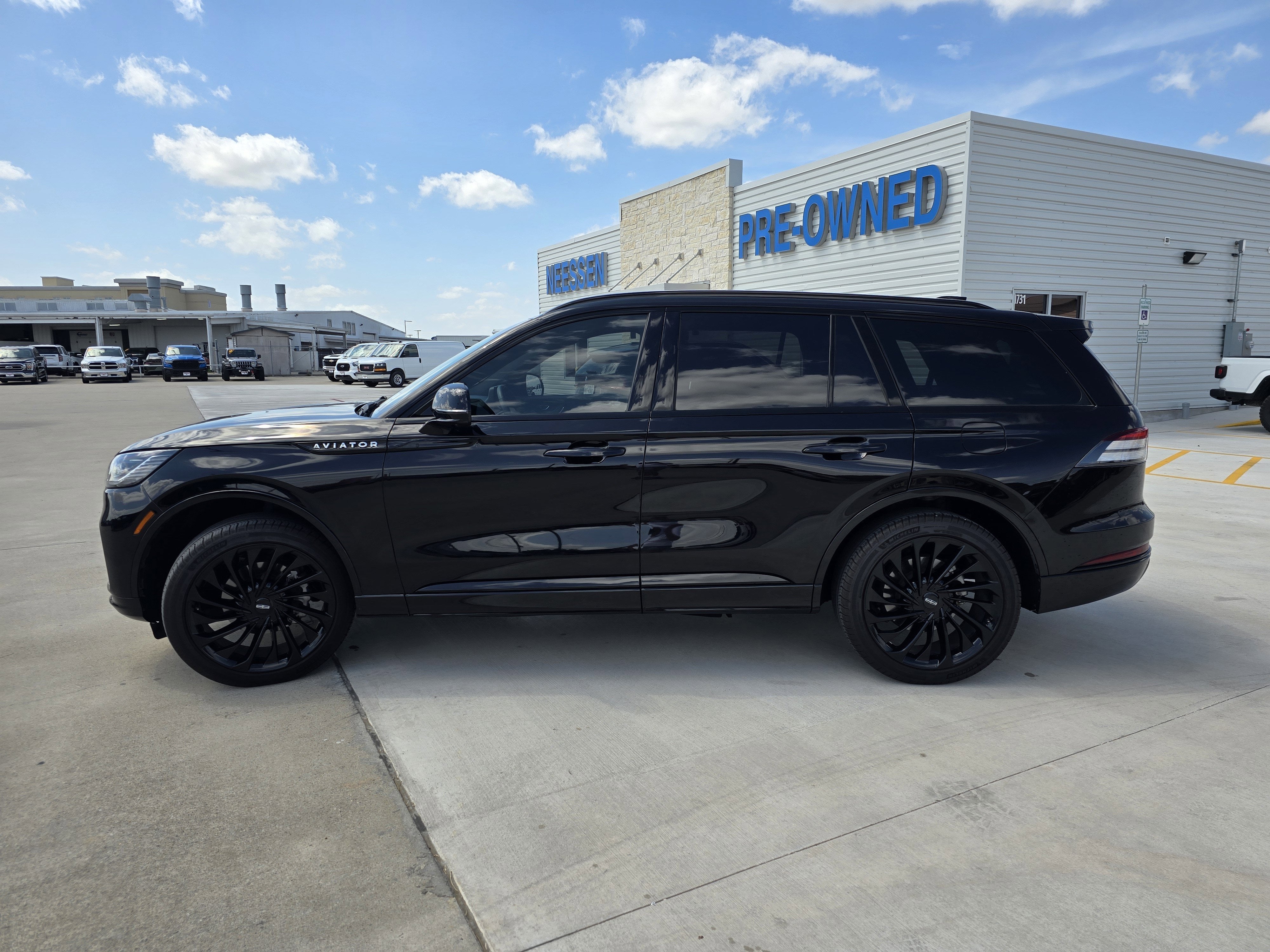 2025 Lincoln Aviator Reserve