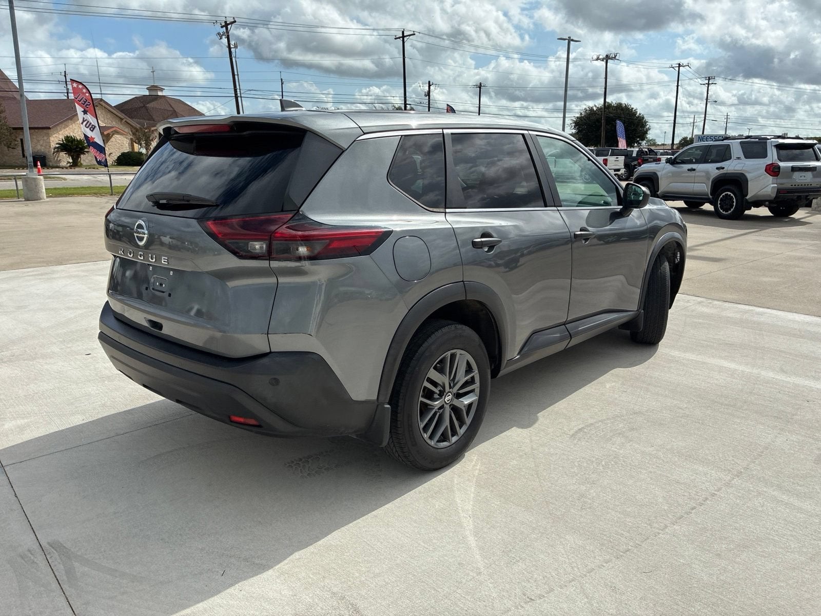 2021 Nissan Rogue S