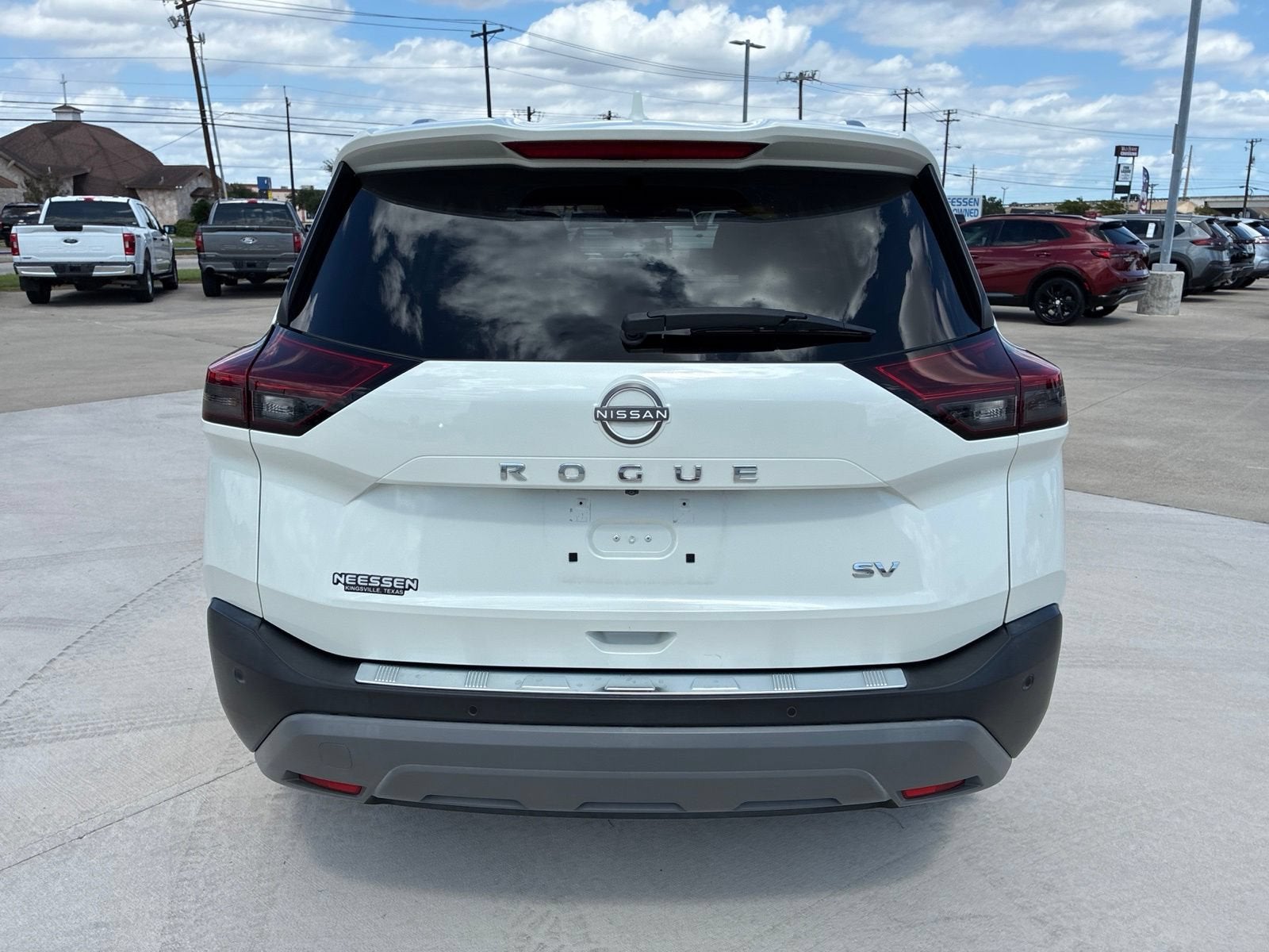 2022 Nissan Rogue SV