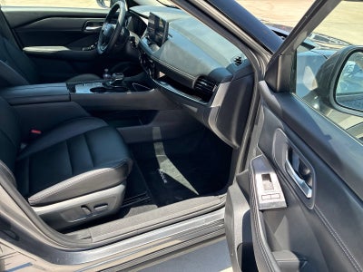2026 Nissan Rogue SL