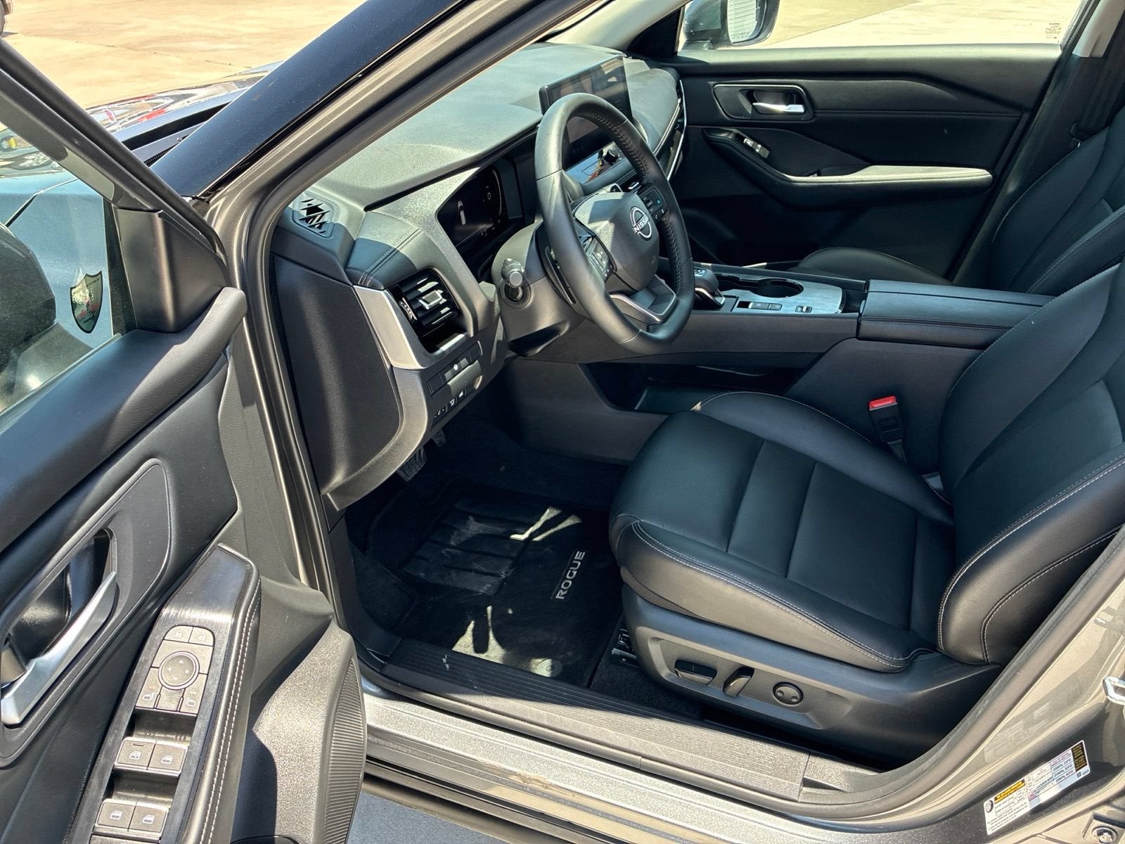 2026 Nissan Rogue SL