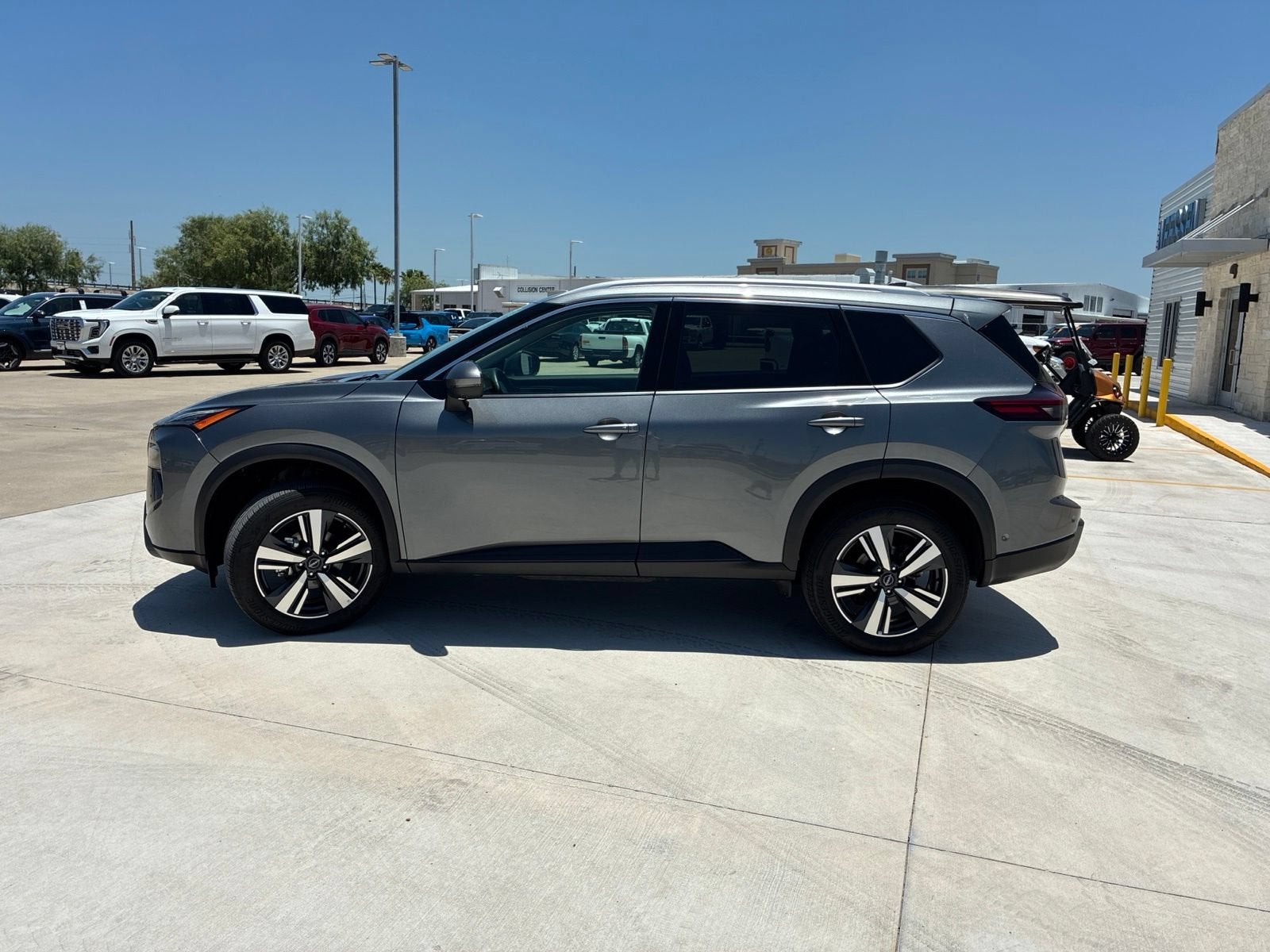 2026 Nissan Rogue SL