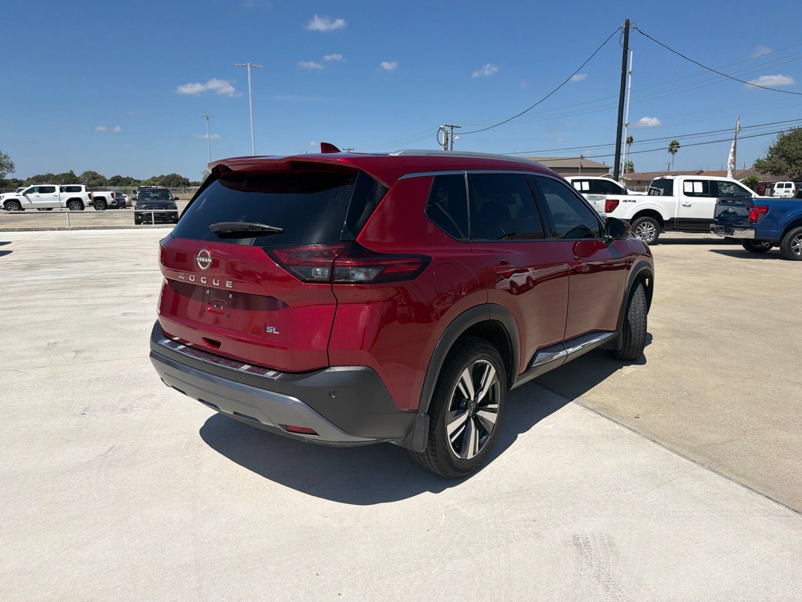 2023 Nissan Rogue SL