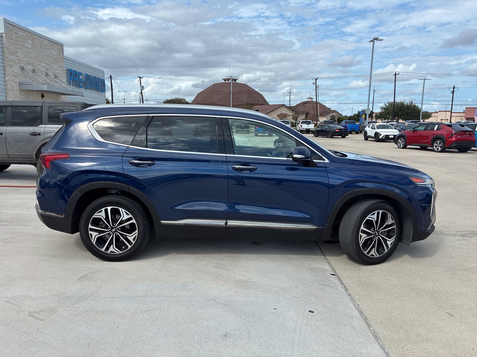 Used 2020 Hyundai Santa Fe Limited with VIN 5NMS53AA1LH204085 for sale in Kingsville, TX