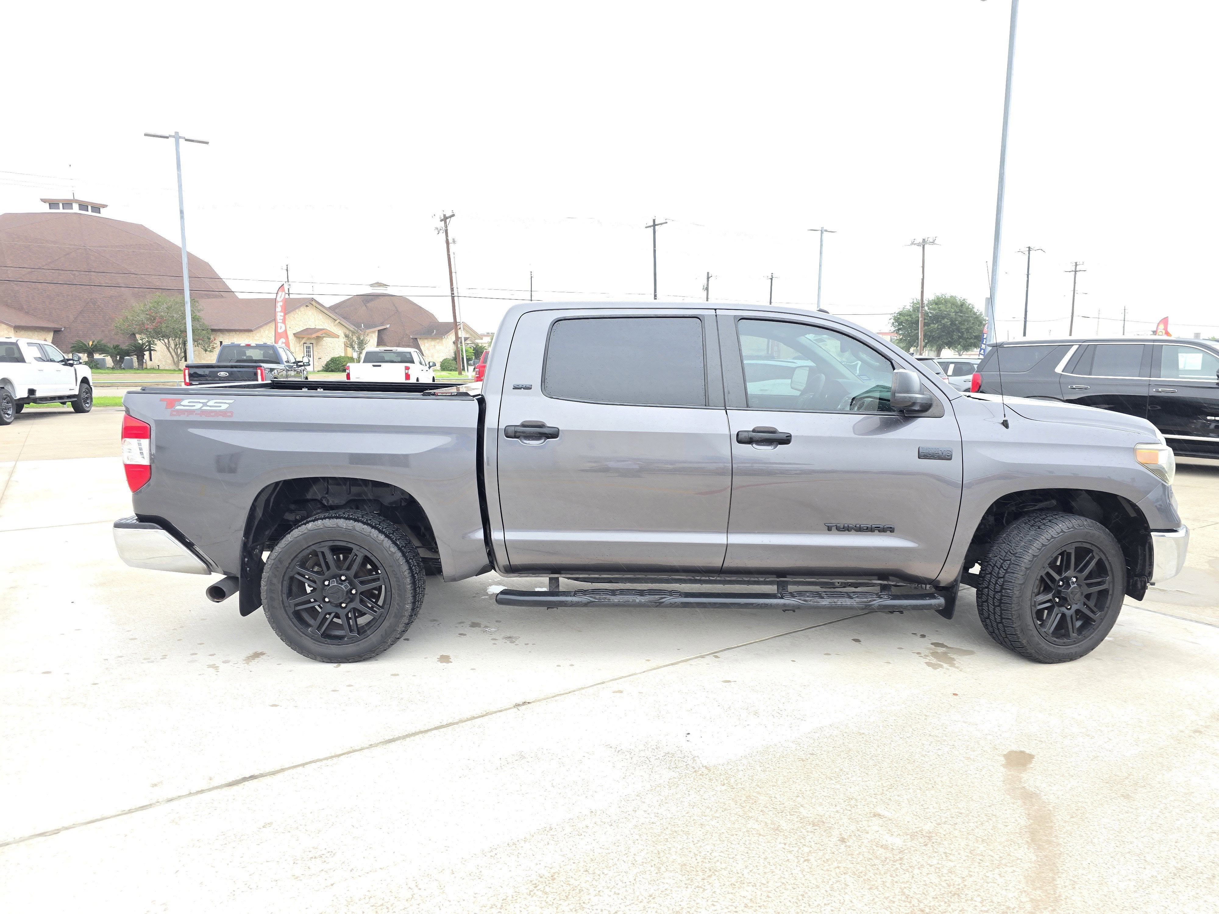 2019 Toyota Tundra 4WD SR5