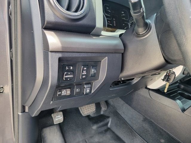 2019 Toyota Tundra 4WD SR5