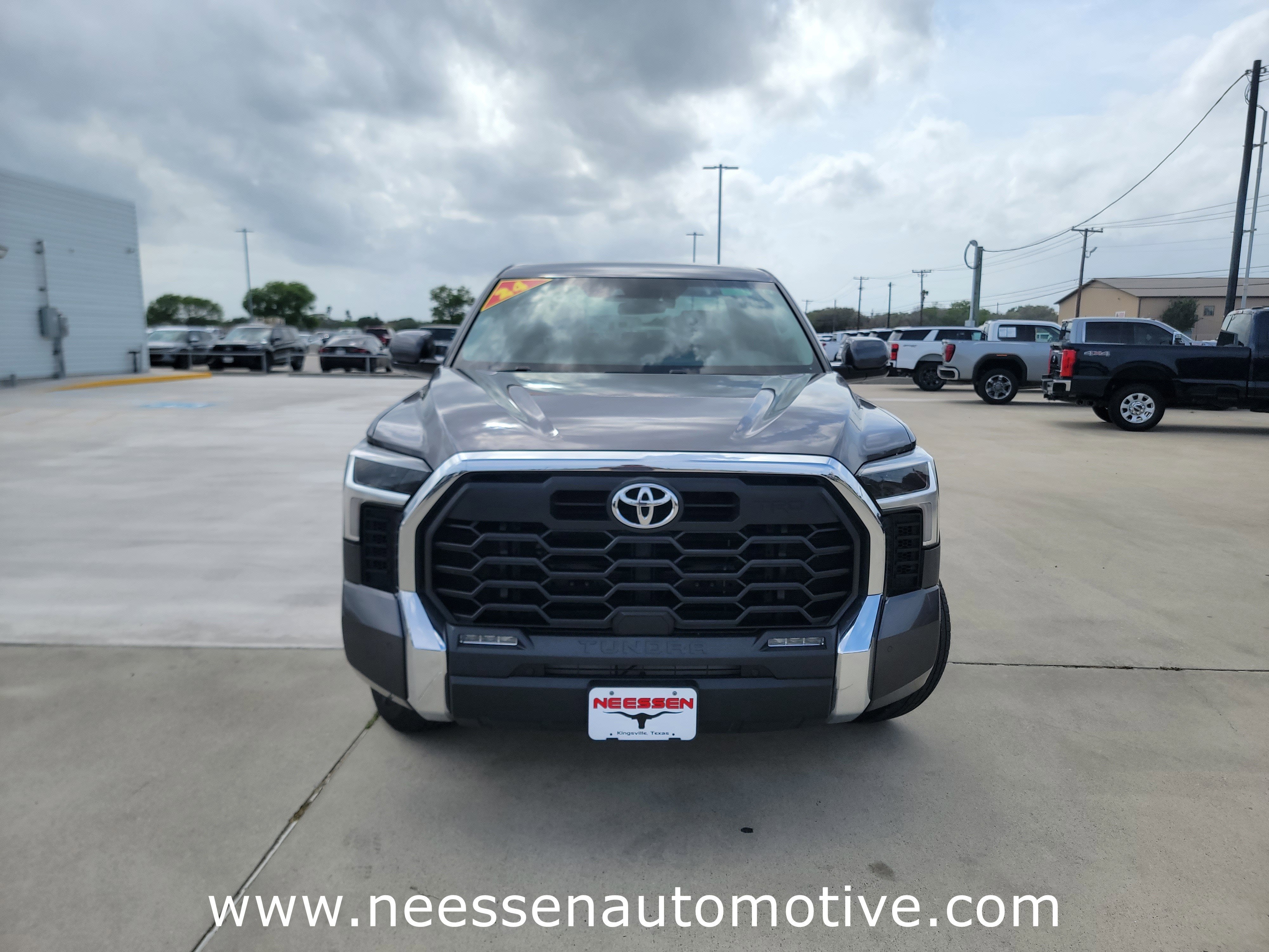 2024 Toyota Tundra 2WD SR5