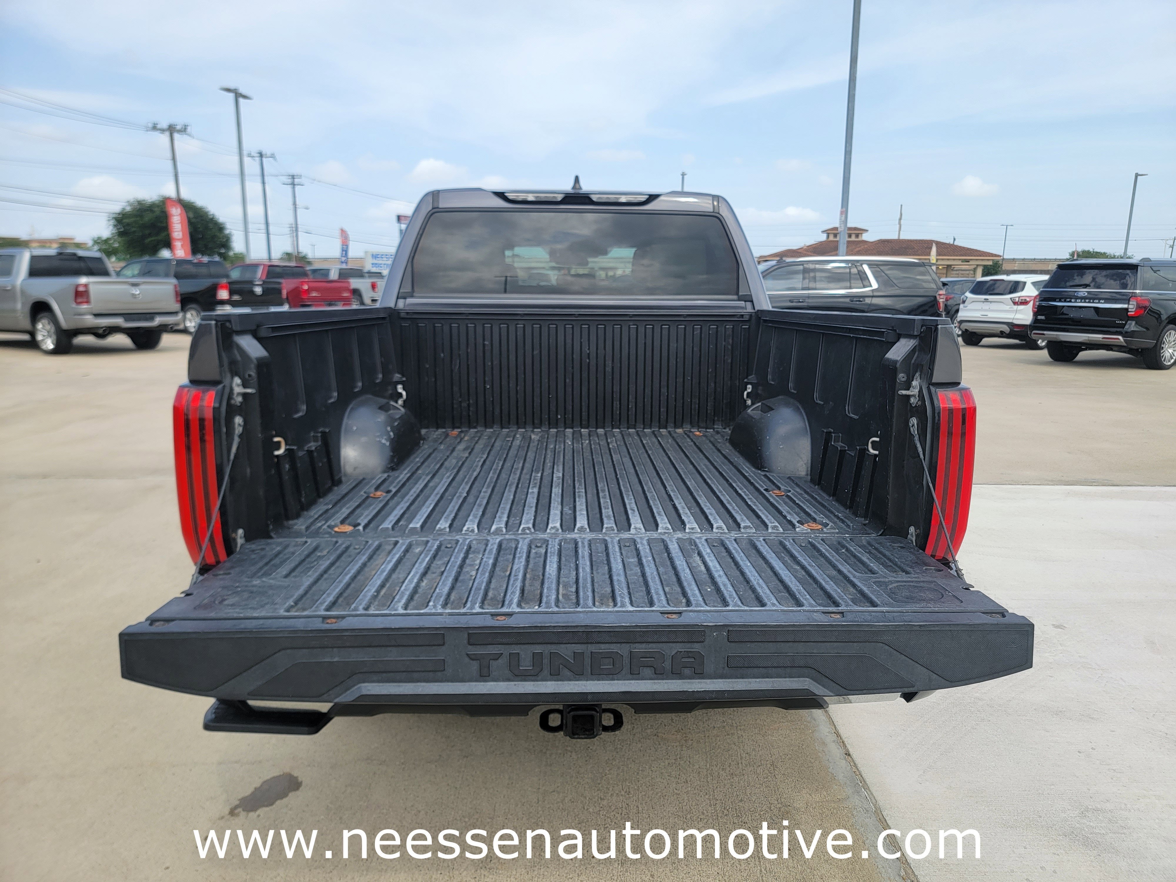 2024 Toyota Tundra 2WD SR5