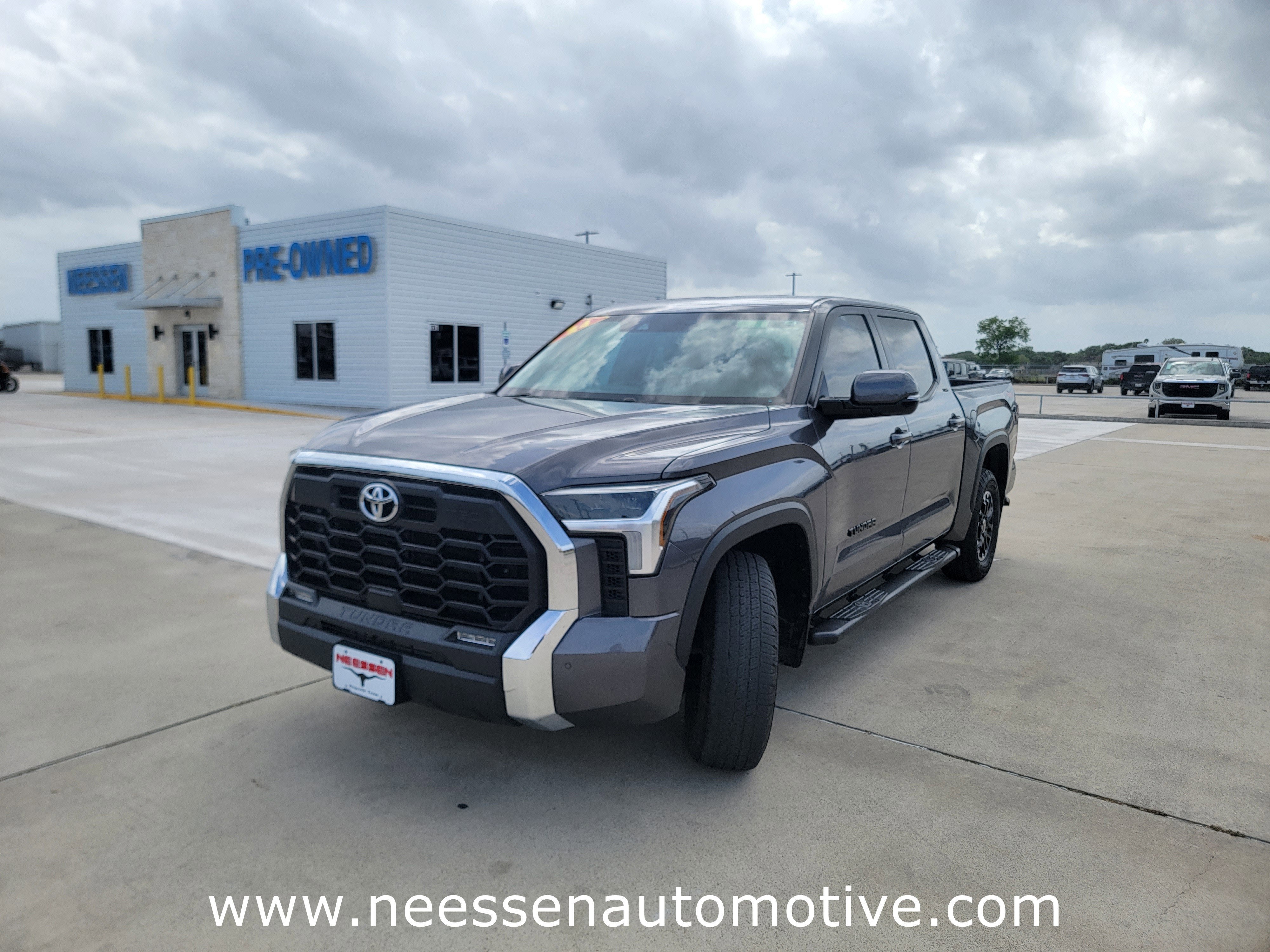 2024 Toyota Tundra 2WD SR5