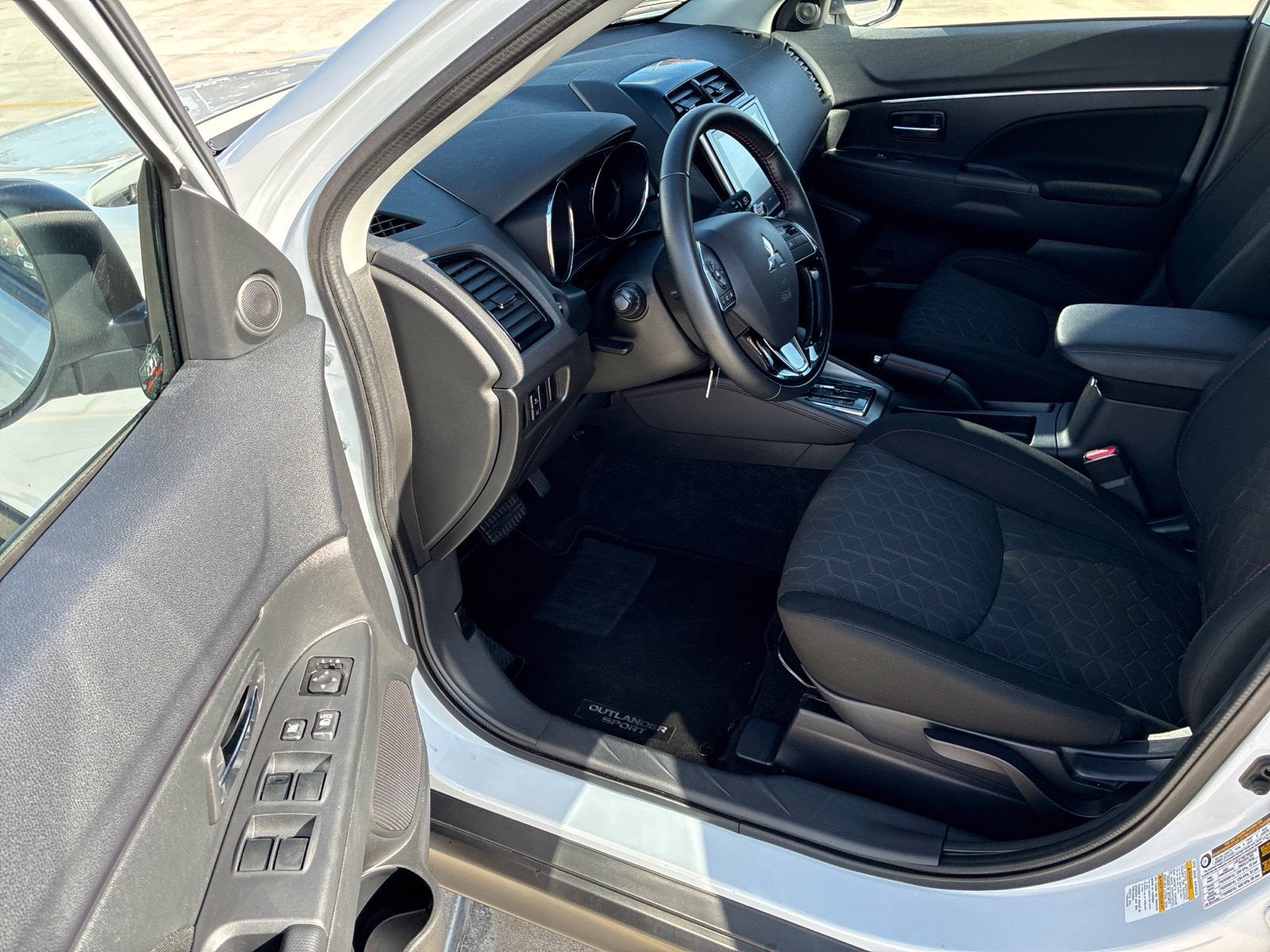 2026 Mitsubishi Outlander Sport S