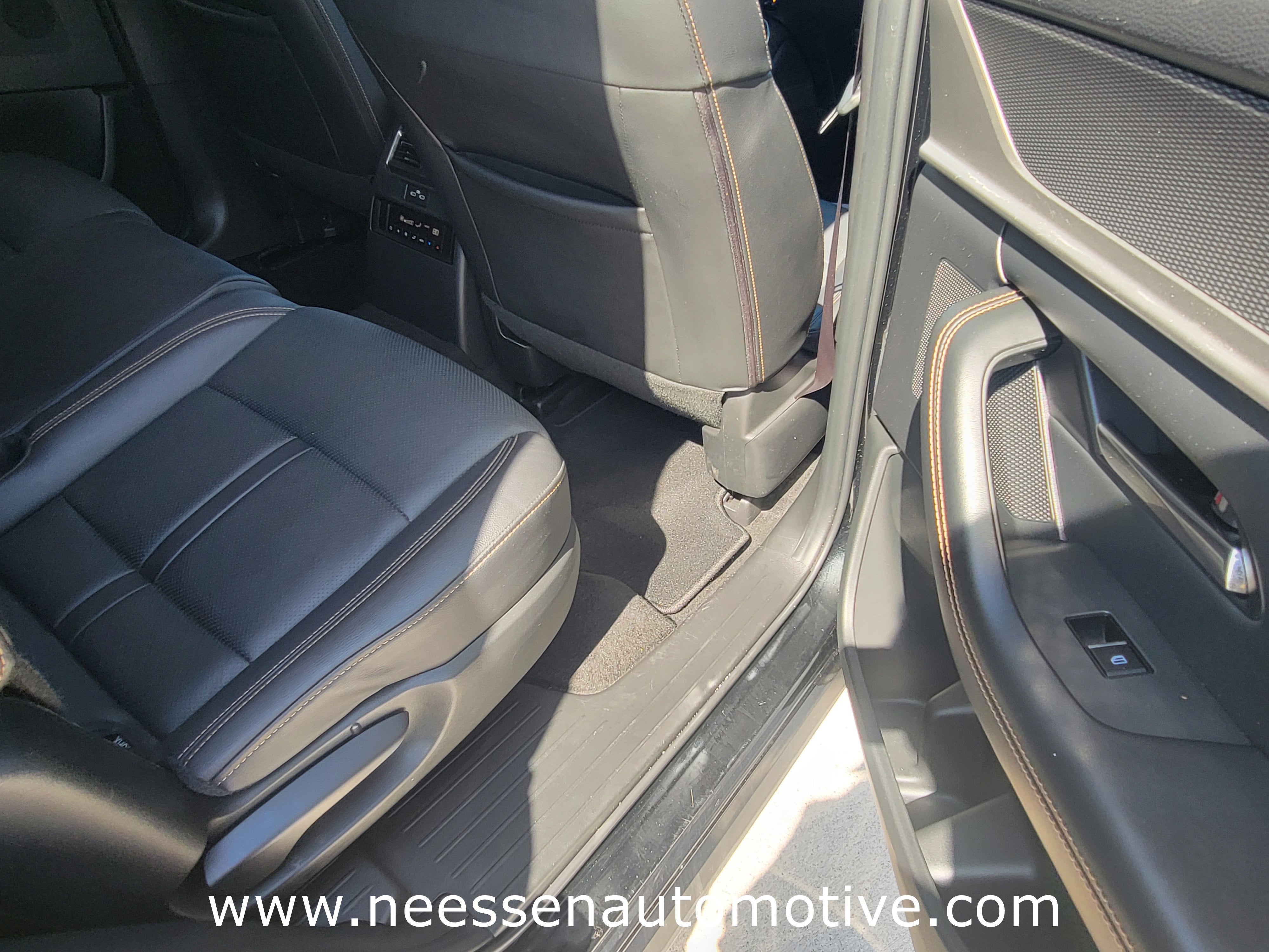 2025 Mazda Mazda CX-70 PHEV Premium Package