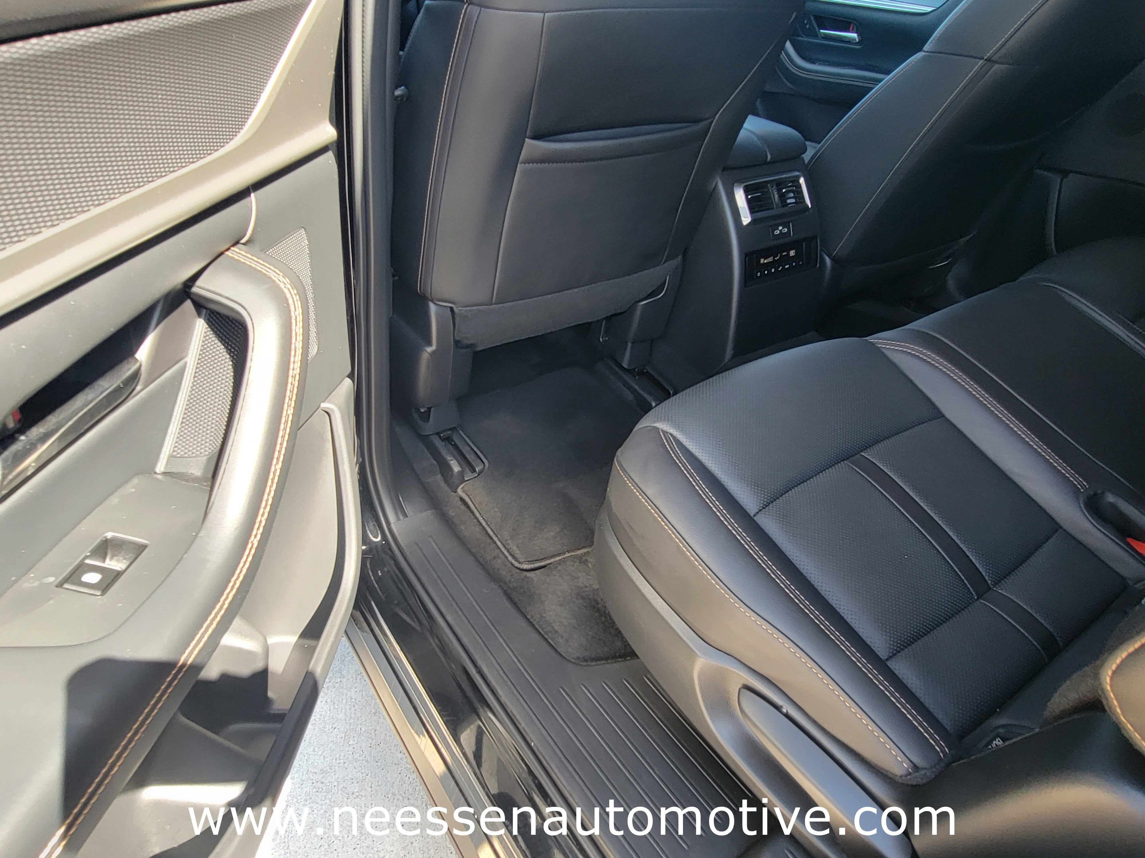 2025 Mazda Mazda CX-70 PHEV Premium Package