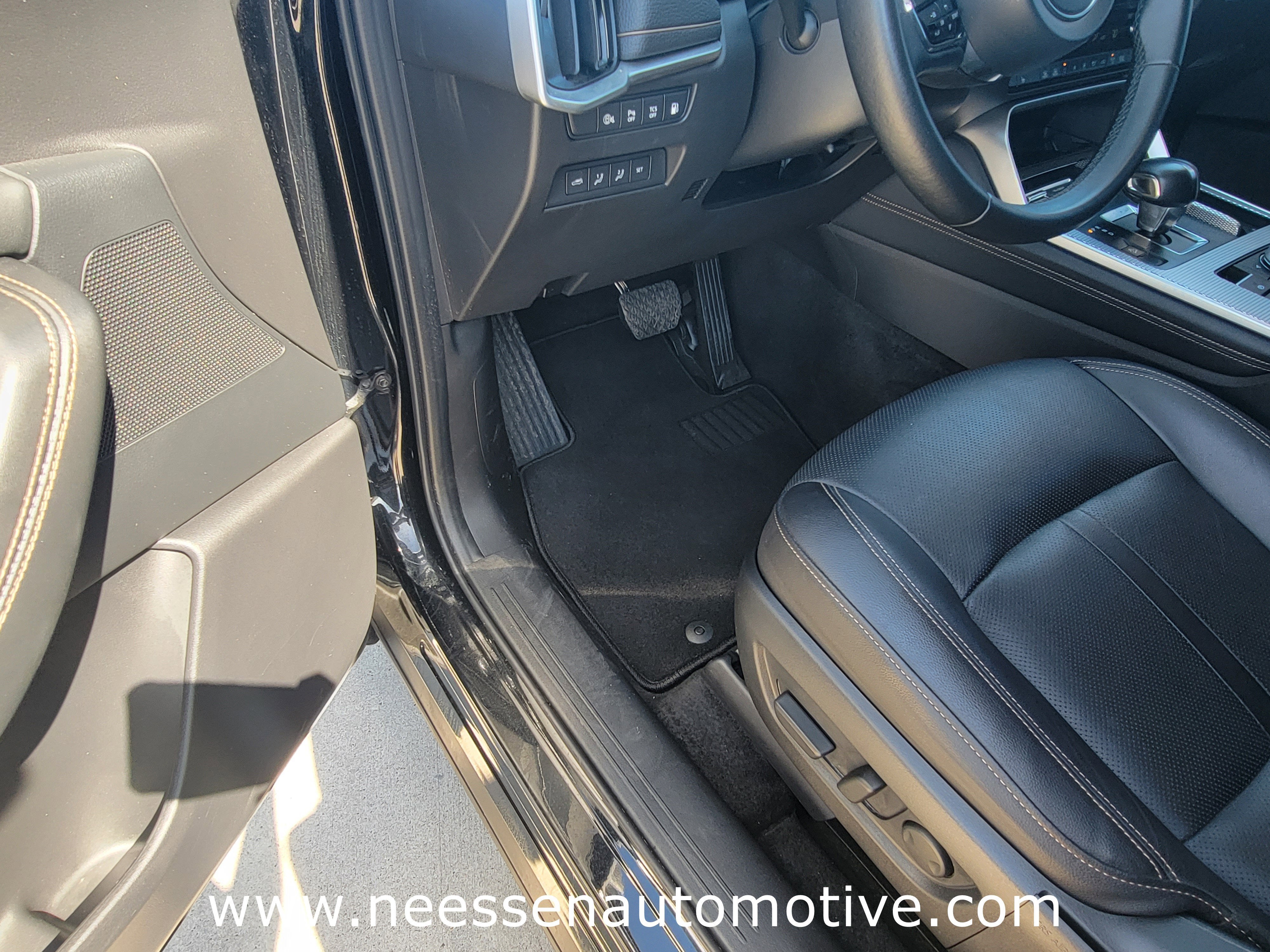 2025 Mazda Mazda CX-70 PHEV Premium Package