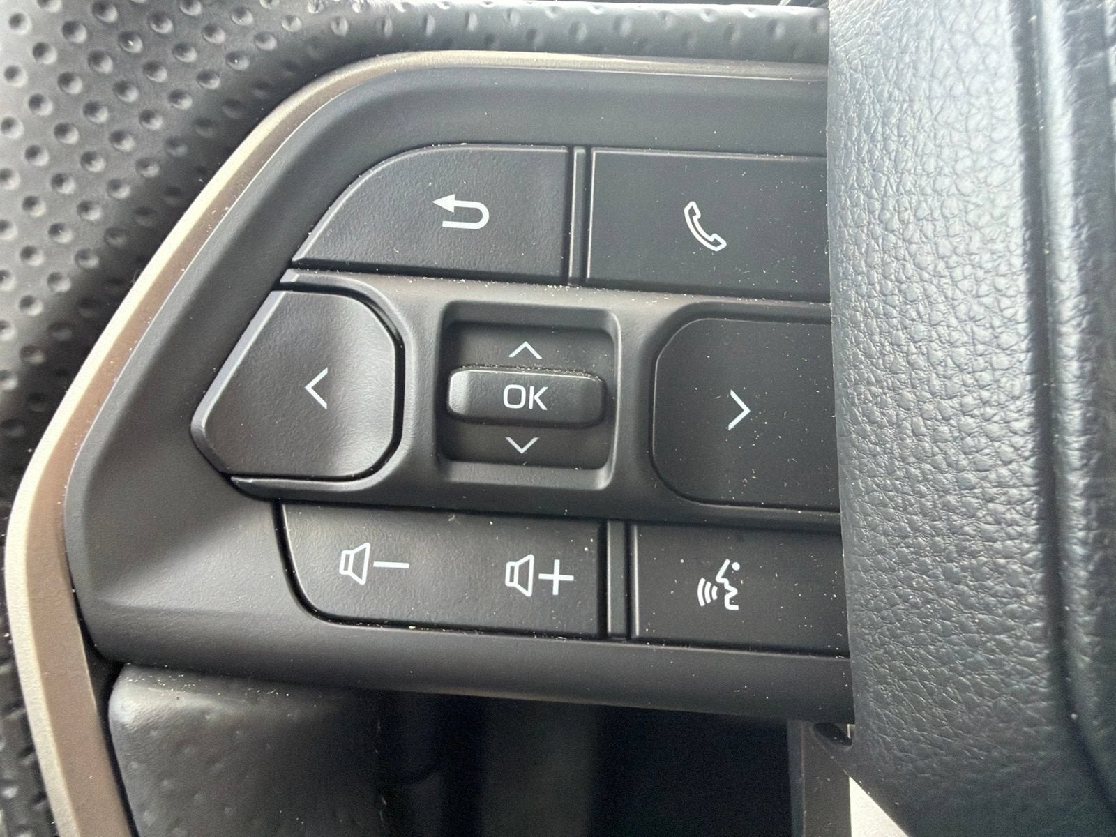 2025 Toyota 4Runner Hybrid TRD Off Road