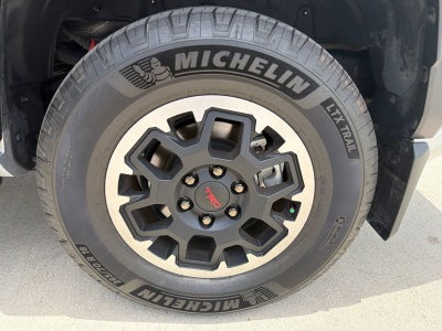 2025 Toyota 4Runner Hybrid TRD Off Road