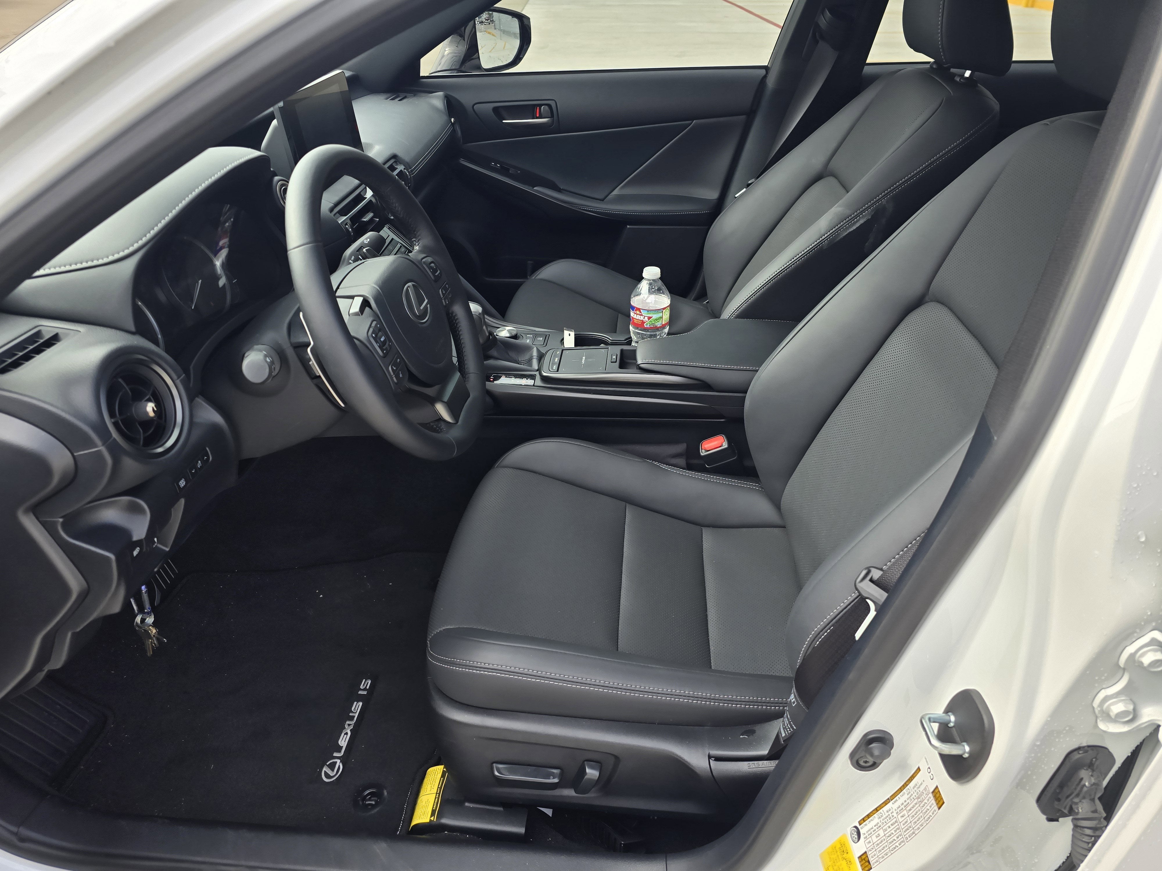 2025 Lexus IS IS 350 F SPORT Design