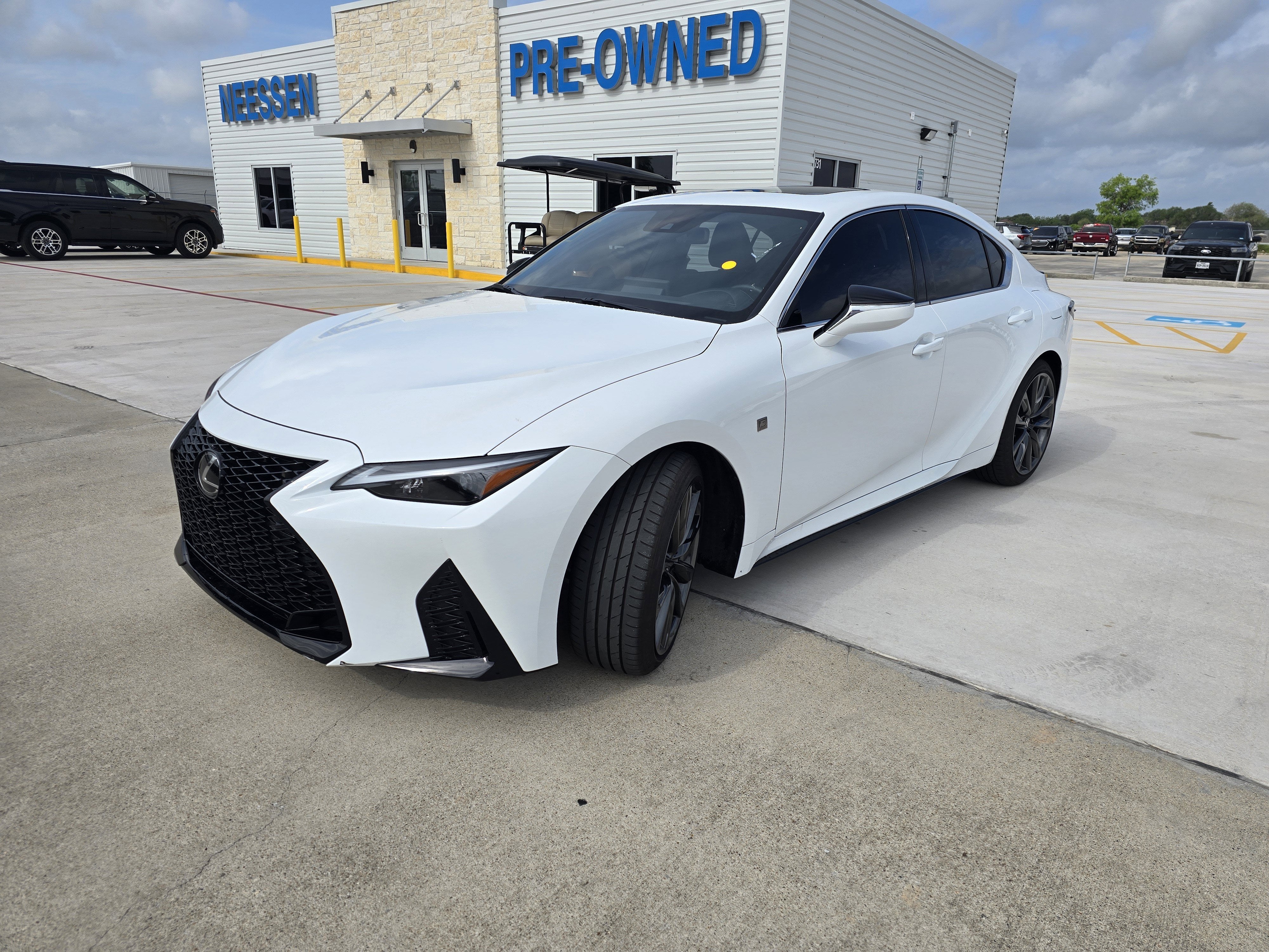 2025 Lexus IS IS 350 F SPORT Design