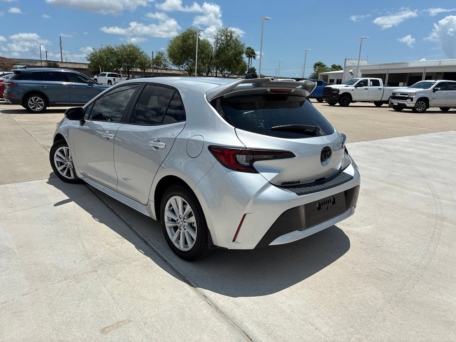 2026 Toyota Corolla Hatchback SE