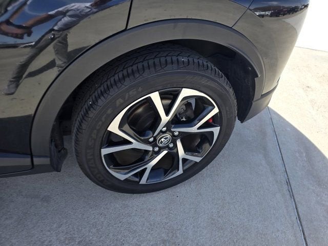 2019 Toyota C-HR XLE