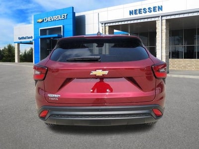 2025 Chevrolet Trax LS