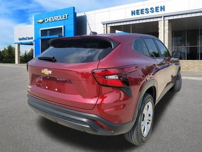 2025 Chevrolet Trax LS