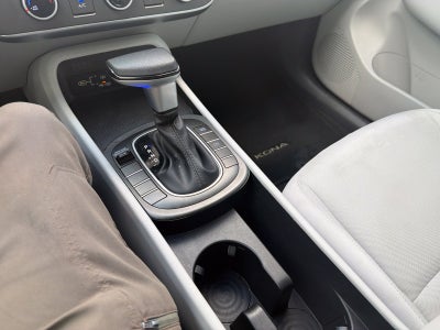 2025 Hyundai Kona SE