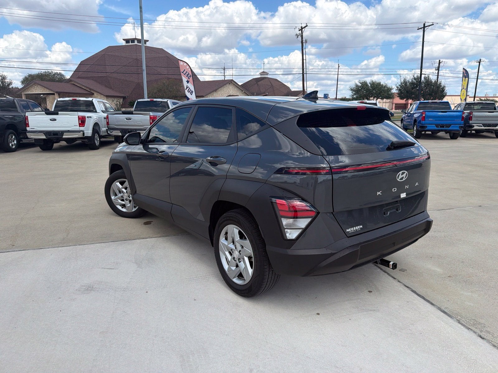 2025 Hyundai Kona SE