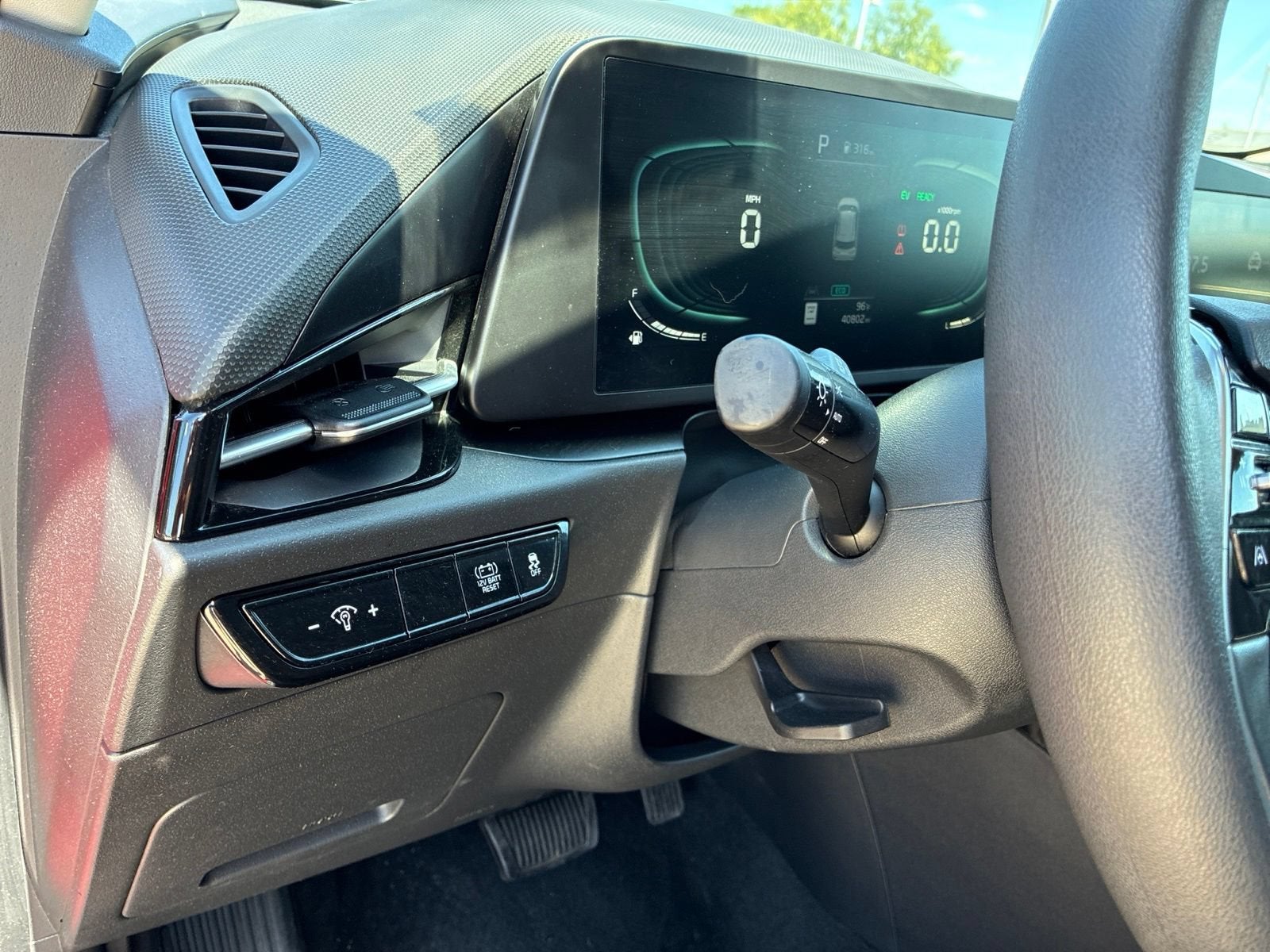2024 Kia Niro LX